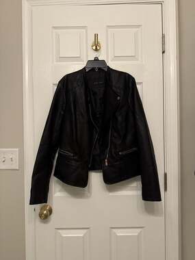 New Look Women's Size 12 Faux Leather Zip-Up Moto Jacket